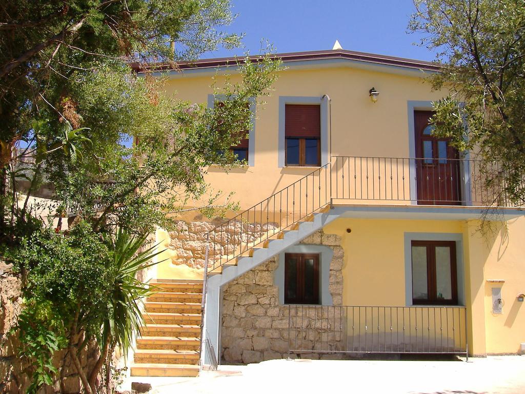 Fiorerosa Santa Maria Navarrese Cameră foto